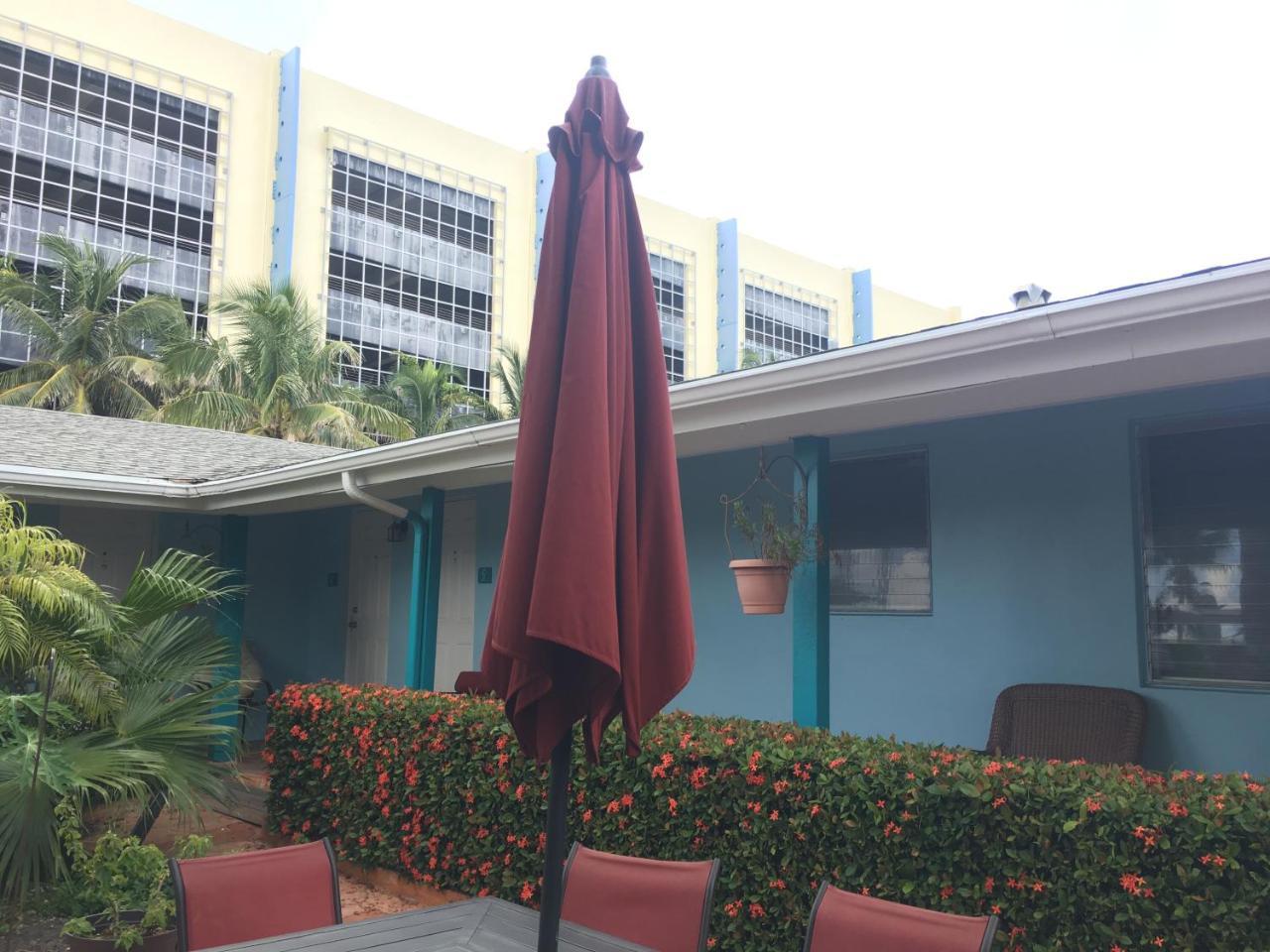 Motel The Caroline à Hollywood Extérieur photo